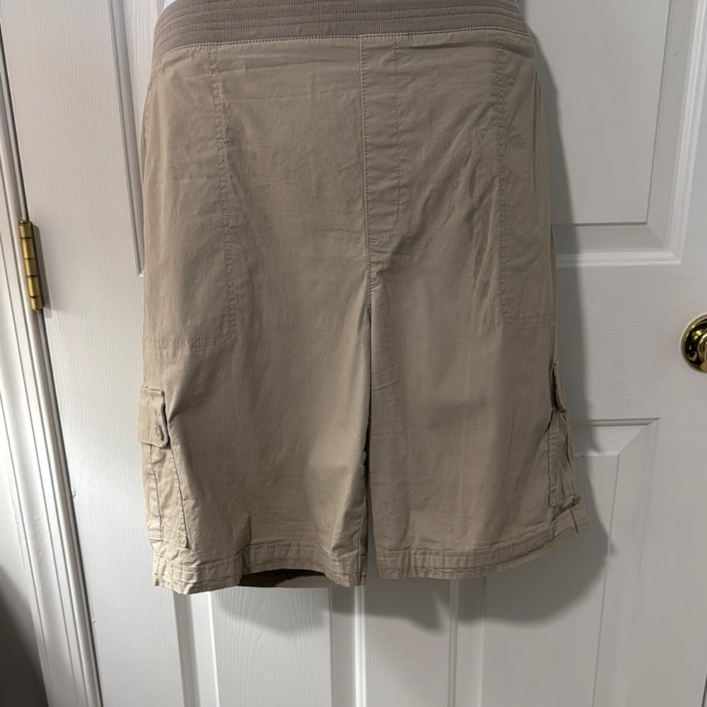 Chico's Khaki Cargo Shorts. Size 2XL